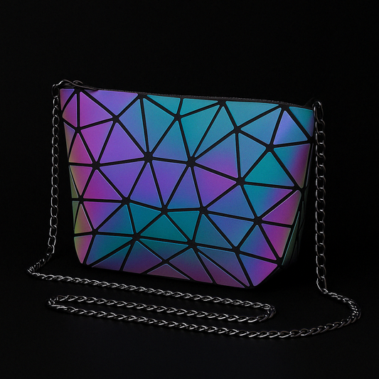 LYXA VEIL – Geometric Chain Bag